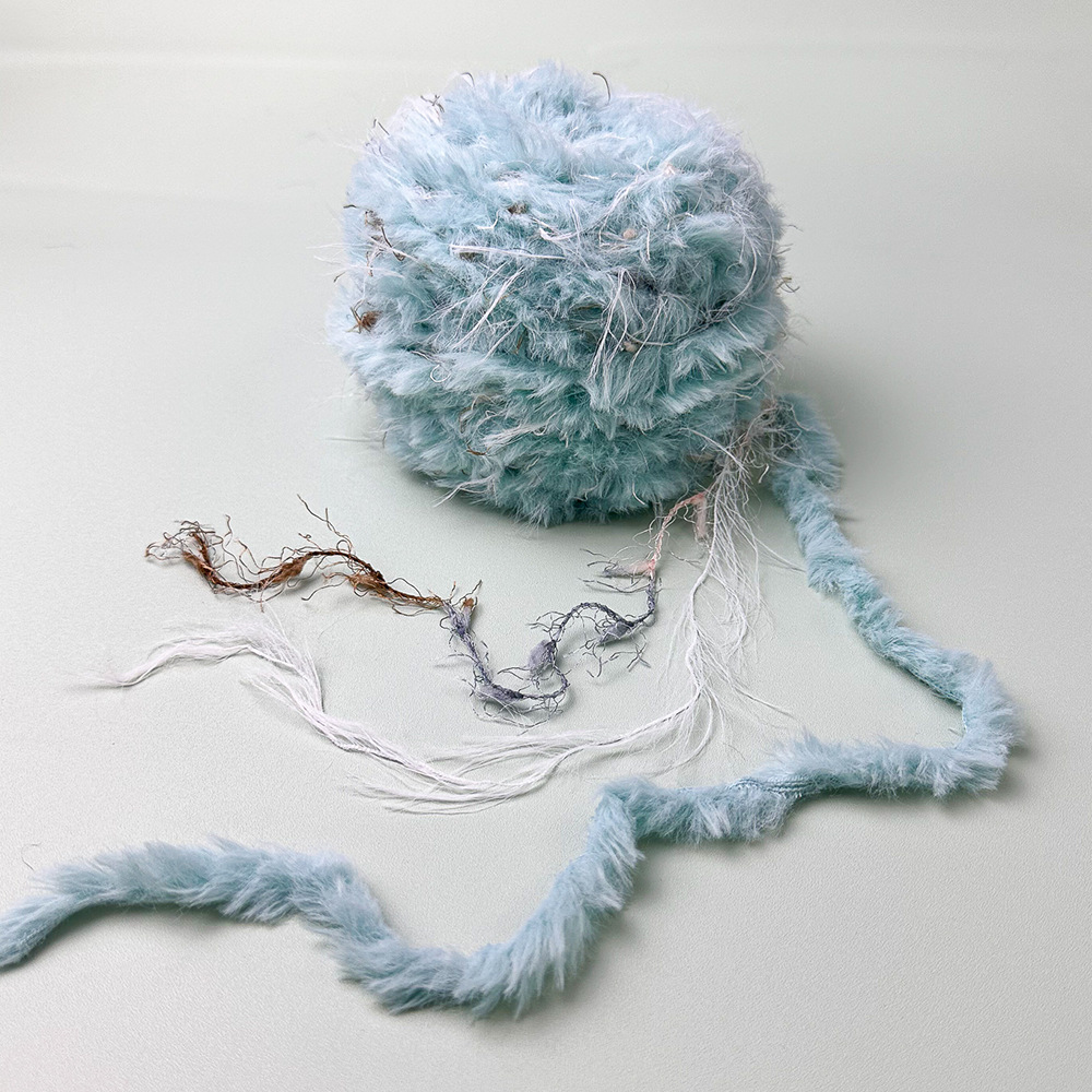 100g Hand Mixed Line Fur Line  - Wool Glove Lined recension och pris
